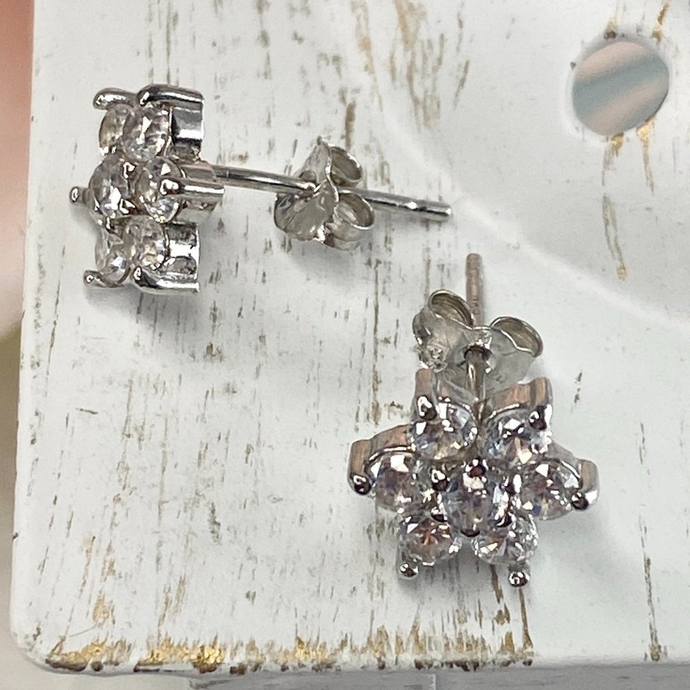 Sterling Silver Star Cubic Zirconia Stud Earrings - Picture 8 of 9